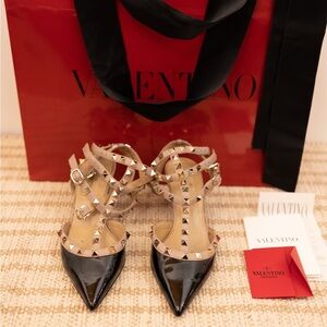 Valentino Rockstud Pumps